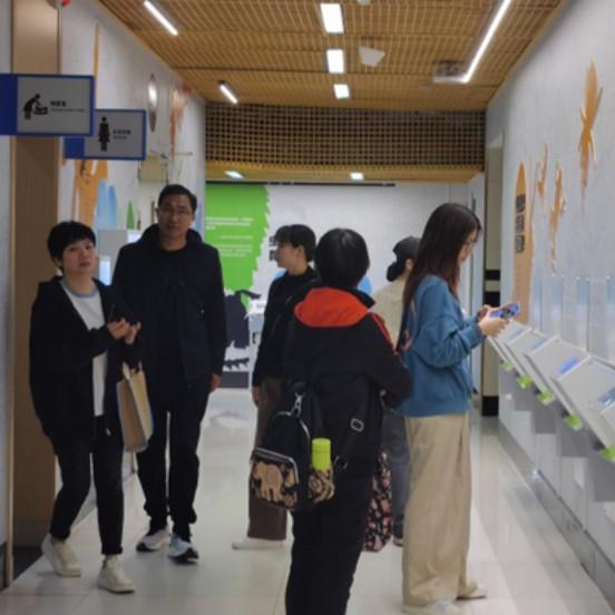 Tianhe turns public toilets into mini museums