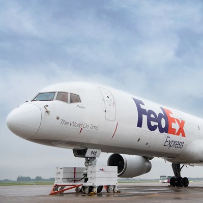 FedEx, Guangzhou ink pact to expand cooperation