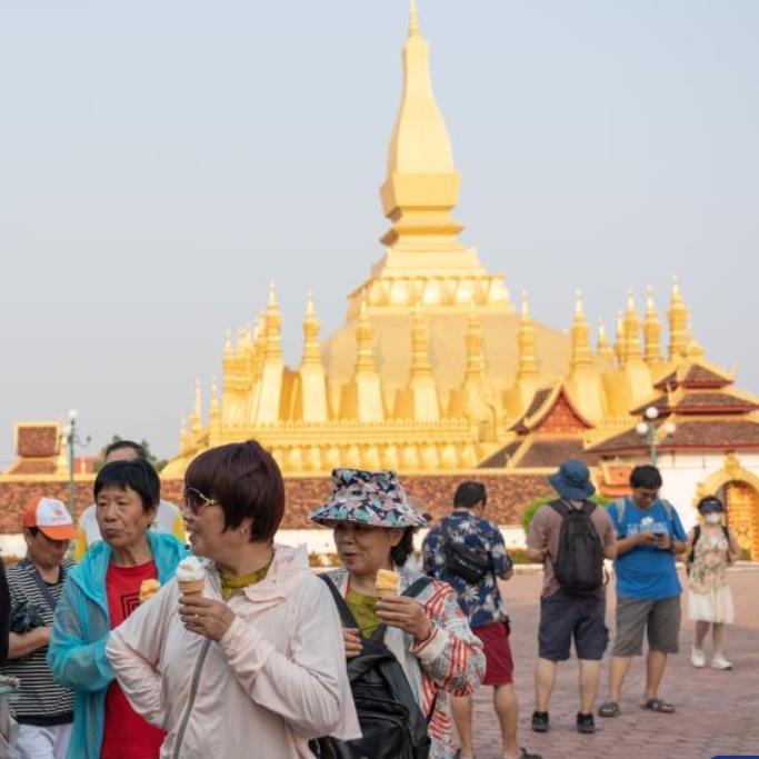 Laos launches direct flight route to Guangzhou