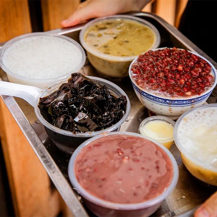 Navigating Yuexiu district through landmarks and cuisine