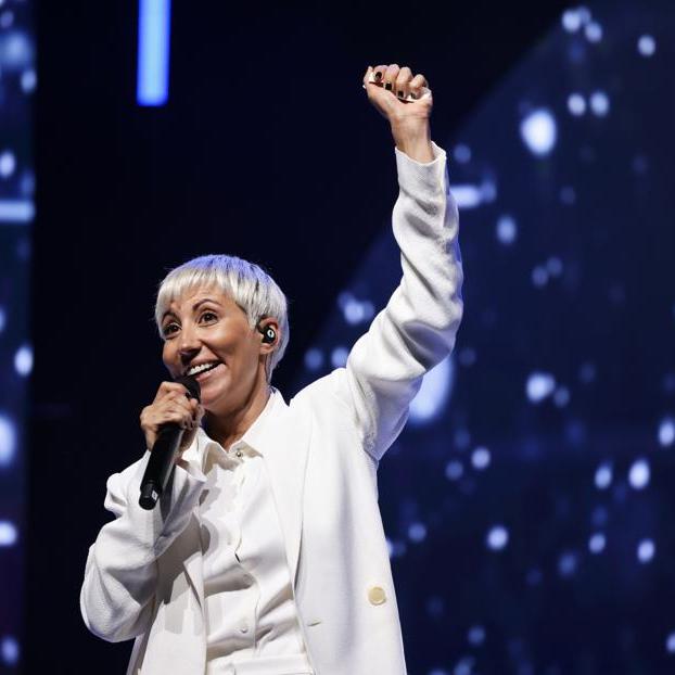 Italian singer Malika Ayane shines in Guangzhou
