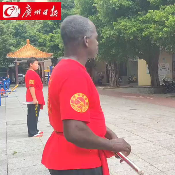 Video | African youth learns Hung Kuen from Guangzhou master