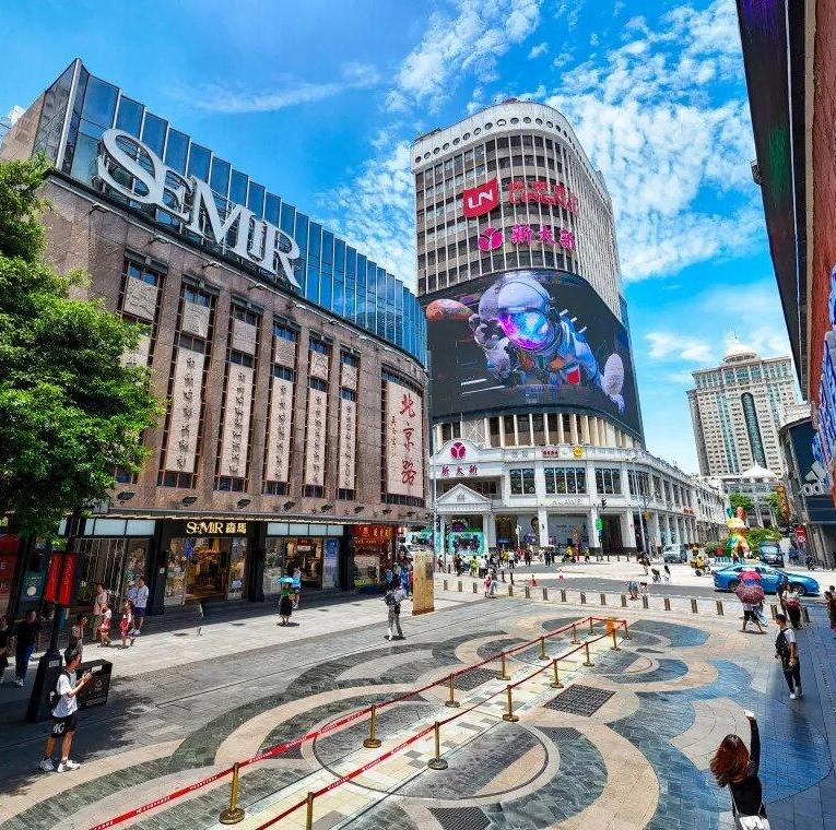 A Slice of Guangzhou: Shop to your heart's content on this street