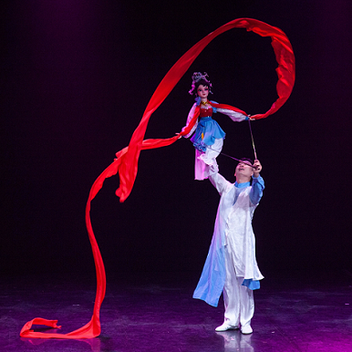 Guangdong Puppet Art Theater performs in Russia