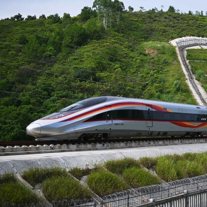 Foreign trade of China's economic powerhouse hits record high