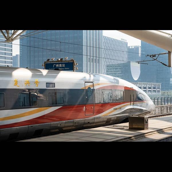 New high-speed rail services launched between Guangzhou, HK