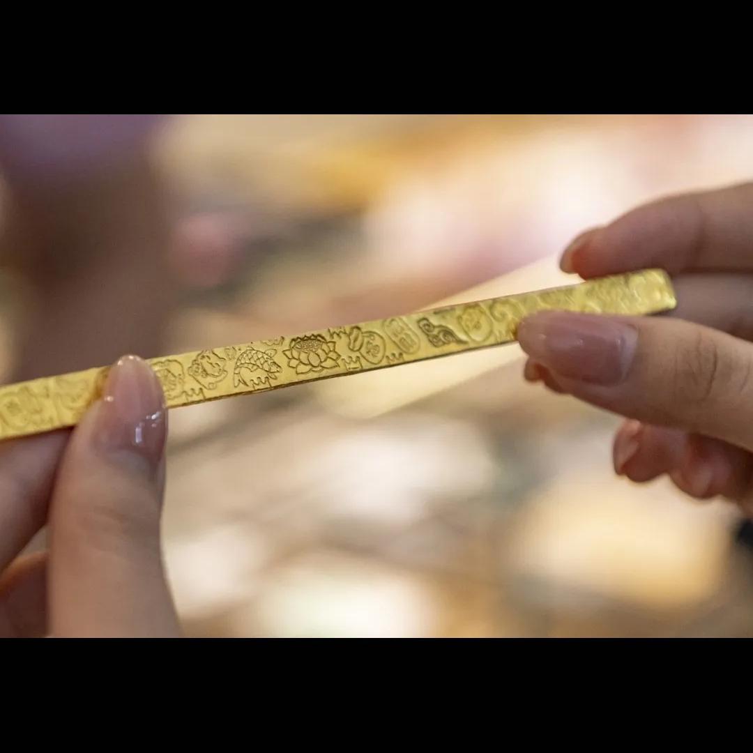 Make your own piece of gold on China's No. 1 jewellery street